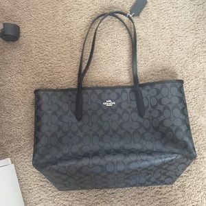 Coach Black Tote, Burgundy inside, Can hold a lot, Used once